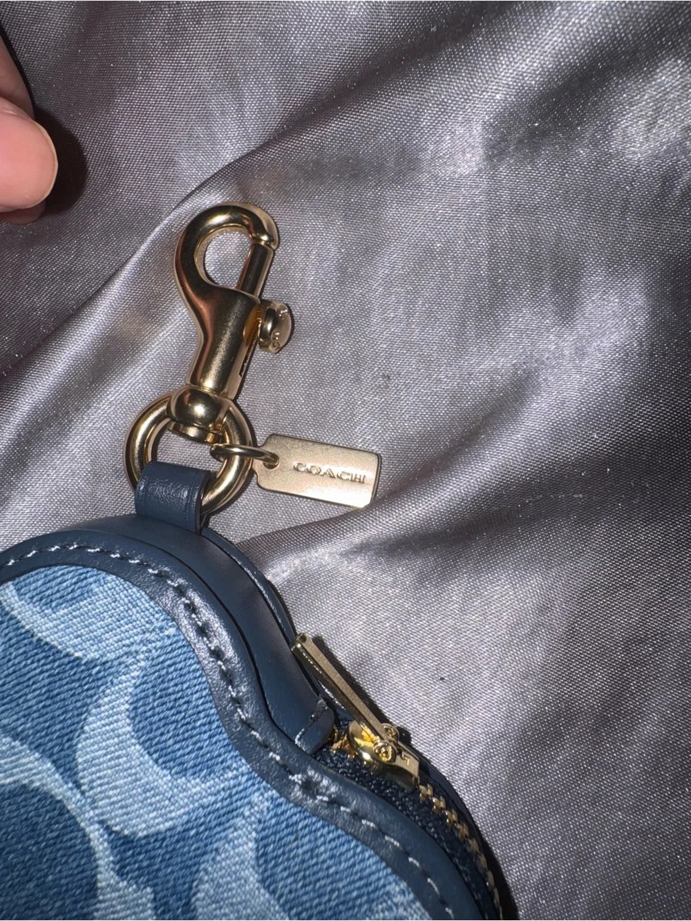 Coach denim Heart Coin Case Keychain - Blue Denim